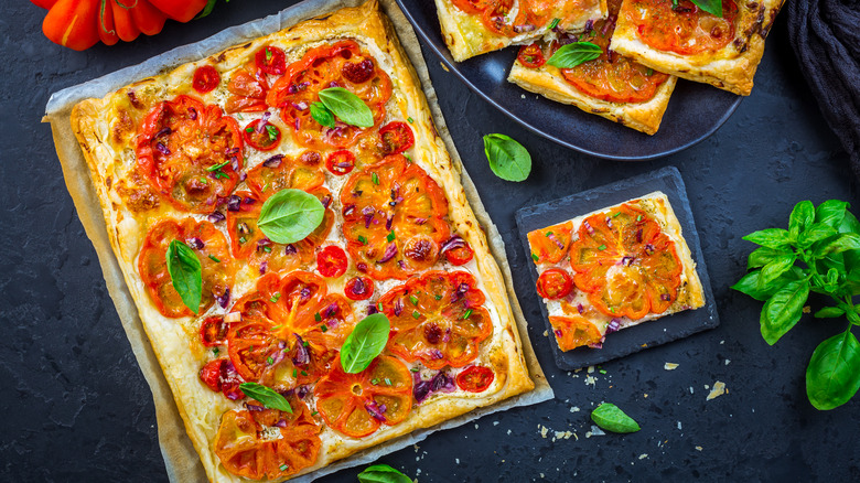 puff pastry tomato tart