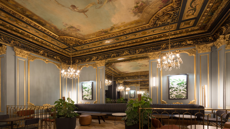 Ceiling mural in Paris Starbucks