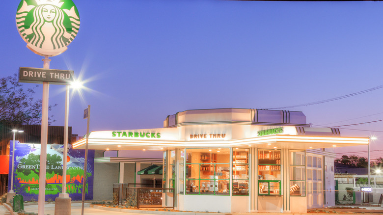 Starbucks in 1930s gas station