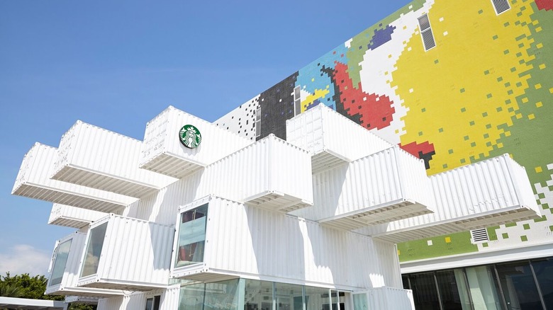 Shipping container Starbucks in Taiwan