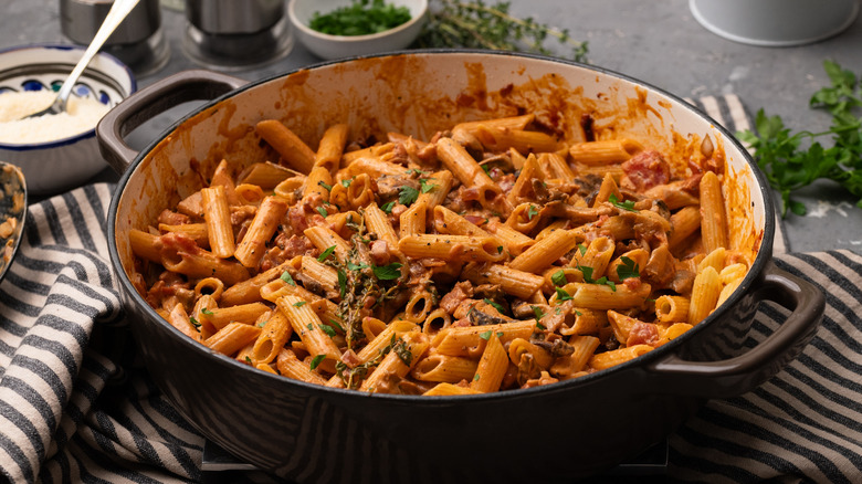 Pot of penne boscaiola