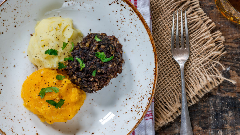 haggis meal with potatoes and turnips