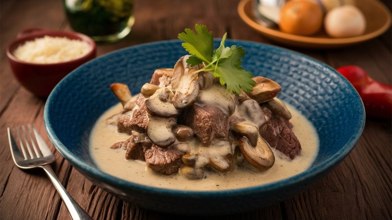 Creamy beef stroganoff