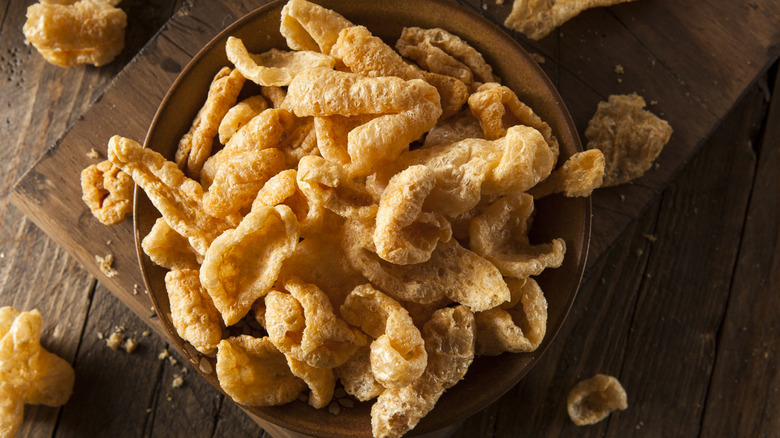 Plateful of pork rinds