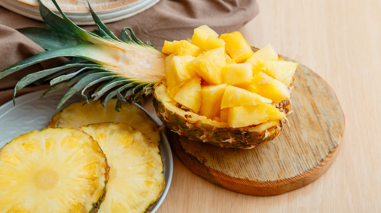 Fresh pineapple slices and chunks 
