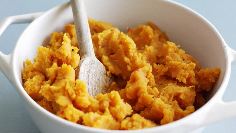 bowl of mashed sweet potatoes