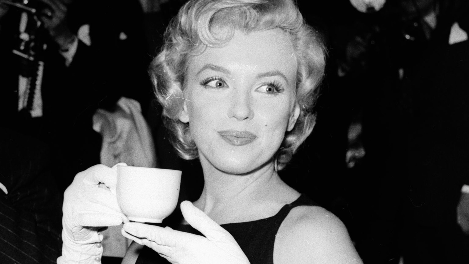 The Unusual Meal Of Eggs And Milk That Marilyn Monroe Adored