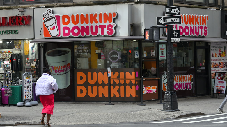 Dunkin Donuts New York Store