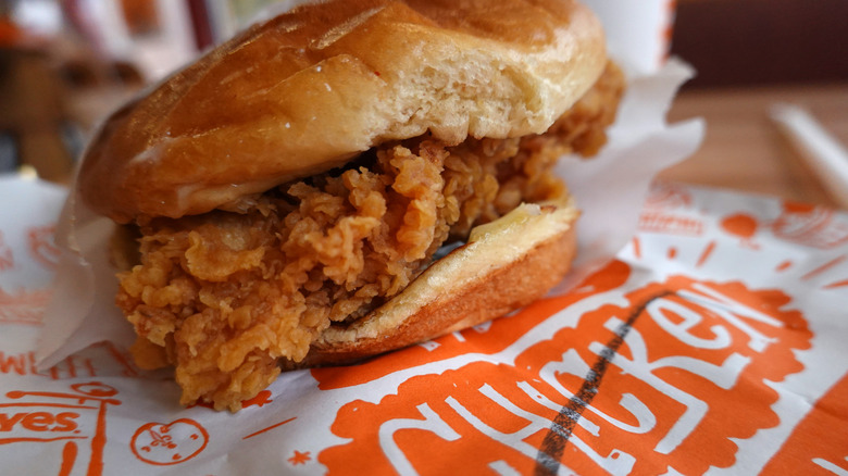 popeyes chicken sandwich