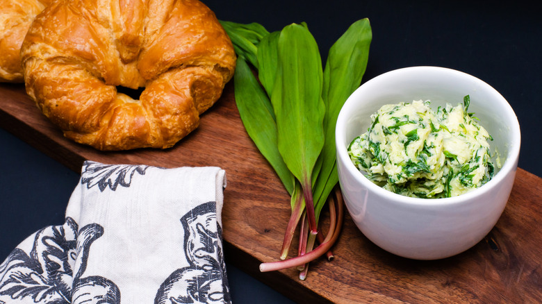 ramps with ramp butter and croissant