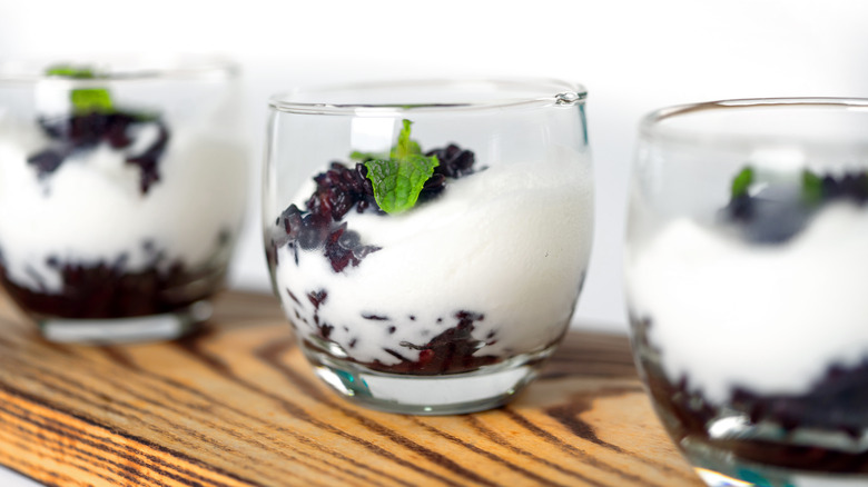 Vietnamese yogurt crafted into pudding