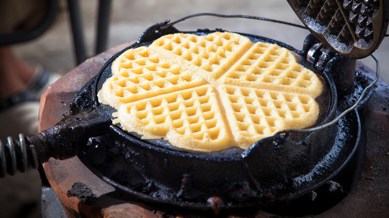 stovetop waffle iron