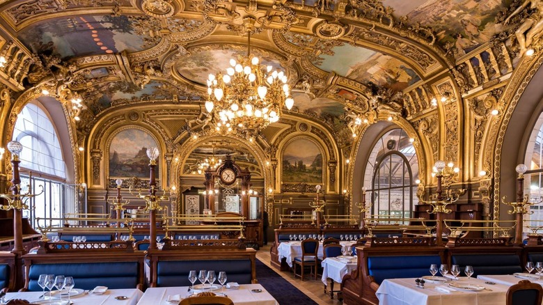 le train bleu restaurant interior