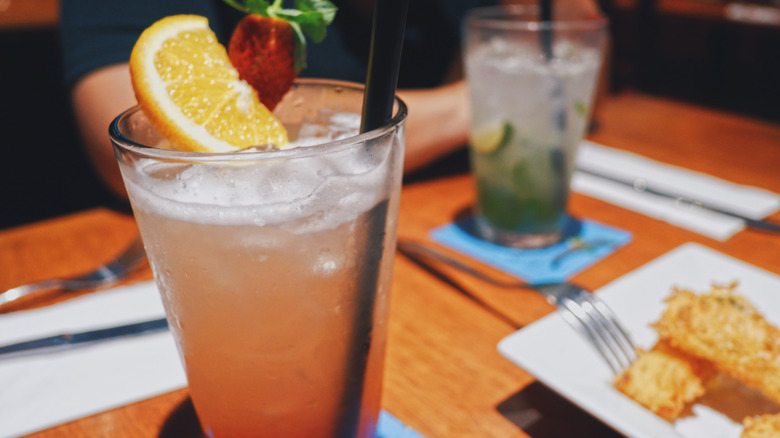 cocktails/mocktails on table in TGI Fridays