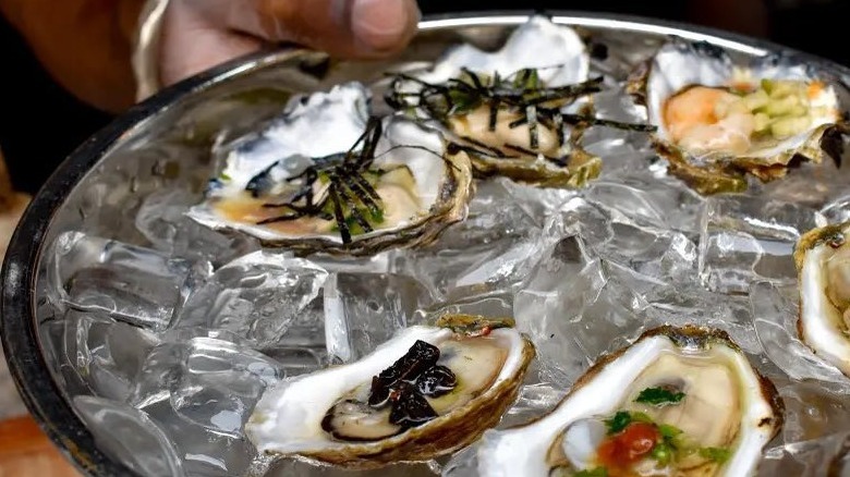 Mothershuckers shucked oysters on ice