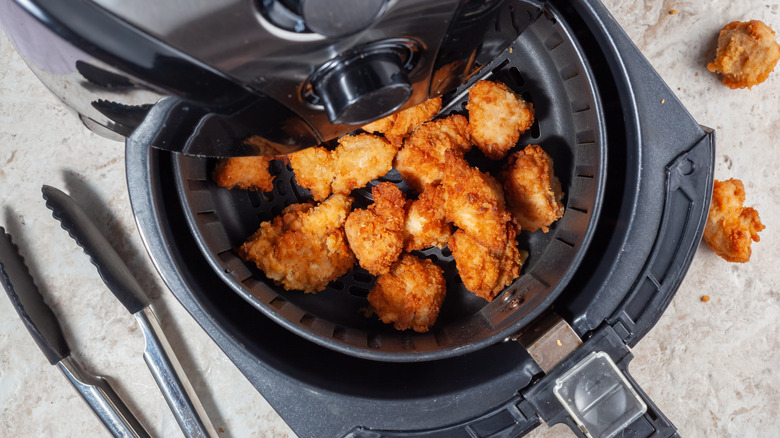 fried food in air fryer