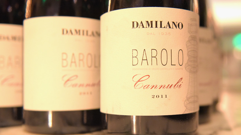 Wine bottle label of "Barolo"