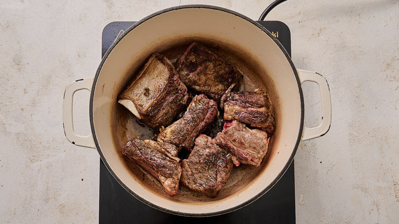 Browning short ribs in pot