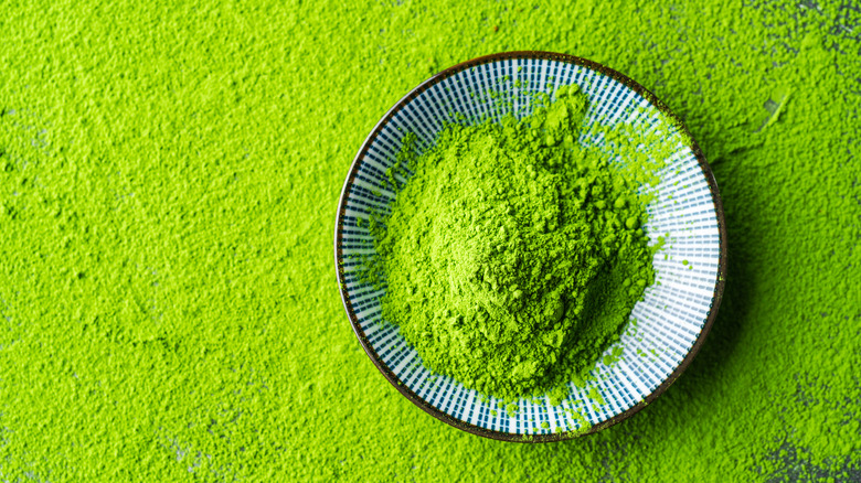 matcha powder in bowl