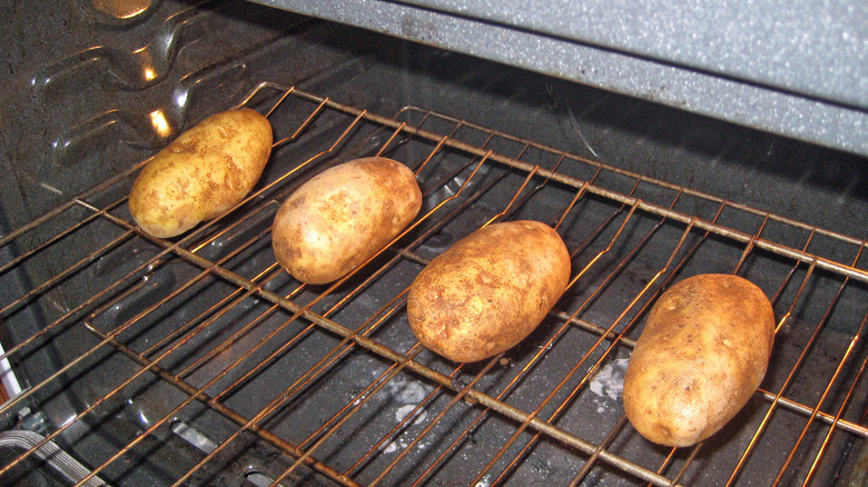 potatoes directly on oven rack