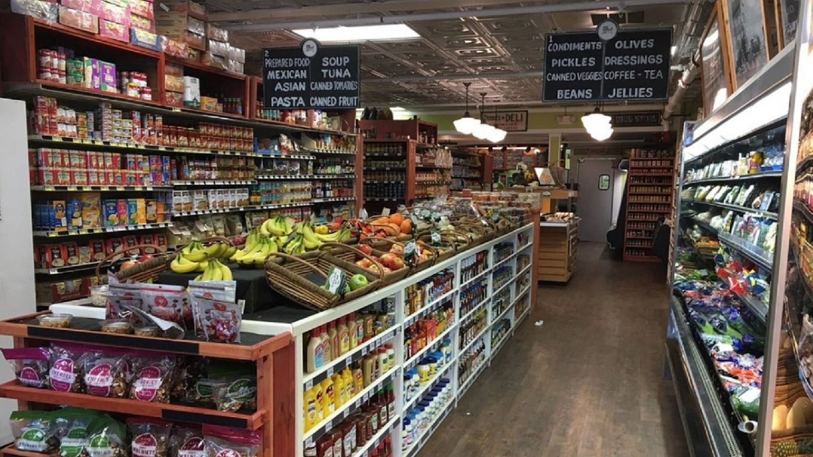 This Is One Of The Oldest Family Owned Grocery Stores In The US