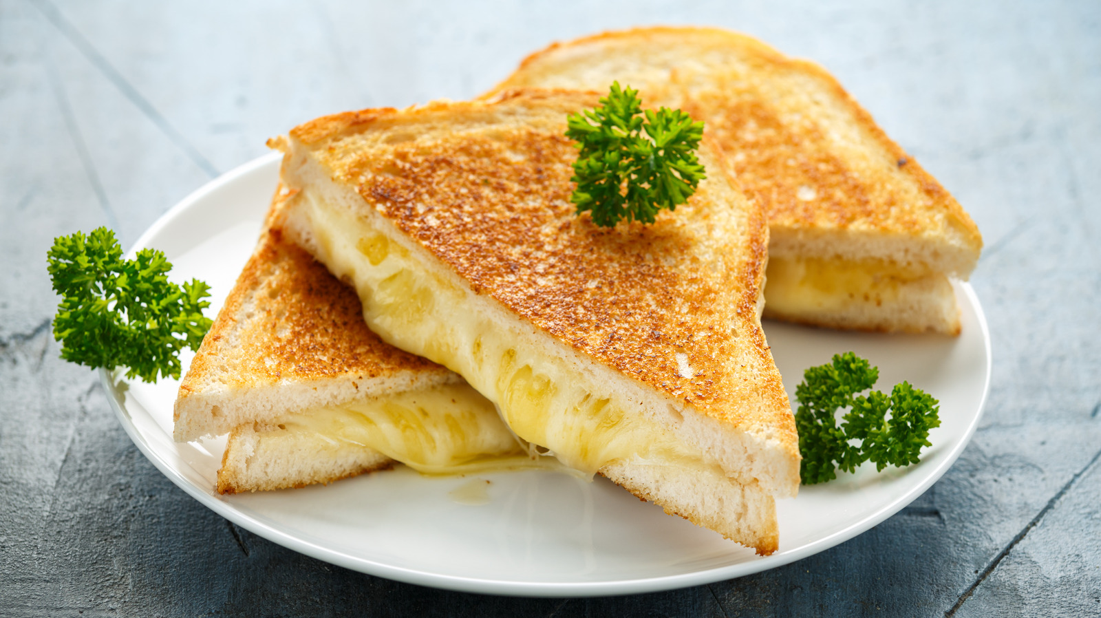 Want the Perfect Grilled Cheese Sandwich? Put a Lid On It!