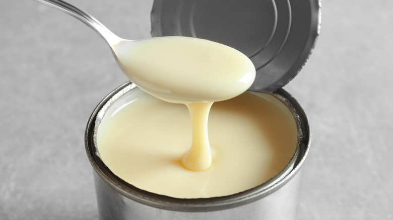 Can of sweetened condensed milk