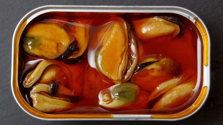 mussels escabeche pimenton