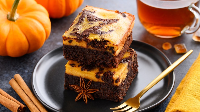 chocolate cake and pumpkin pie bar slices