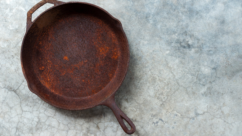 Rusty cast iron pan