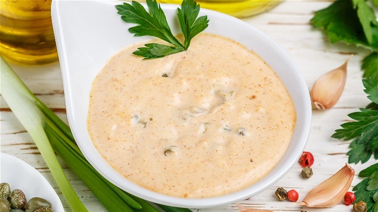 Bowl of remoulade sauce