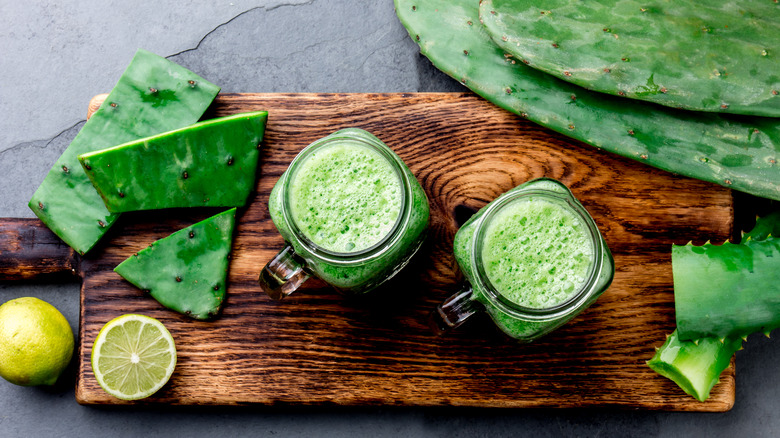 Green cactus smoothie 