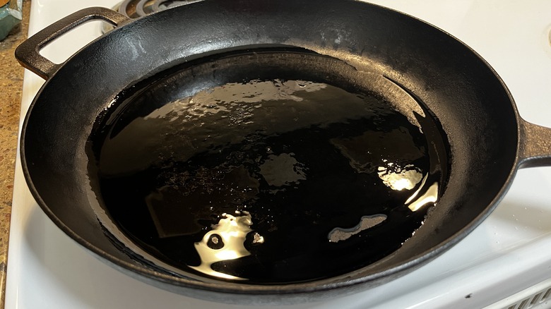 oil in frying pan