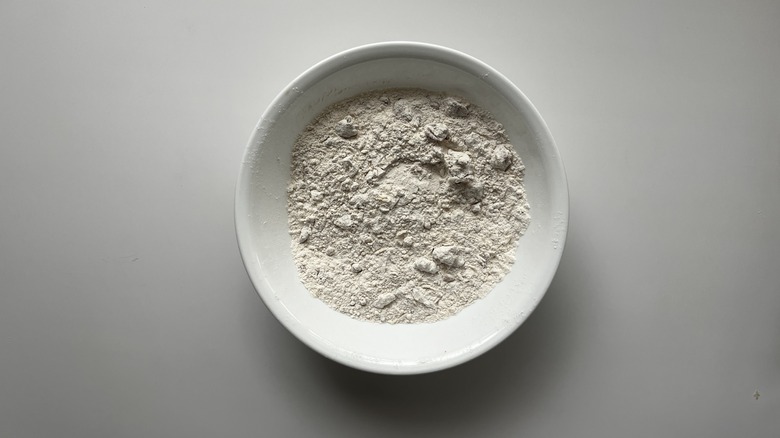 flour in white bowl