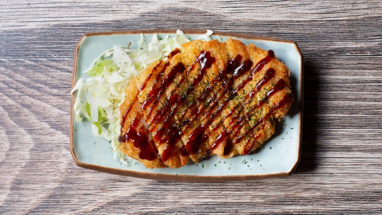 tonkatsu with sauce and shredded cabbage