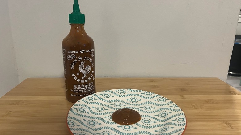 Trader Joe's Sriracha Vs Huy Fong: Which Hot Sauce Is Better?