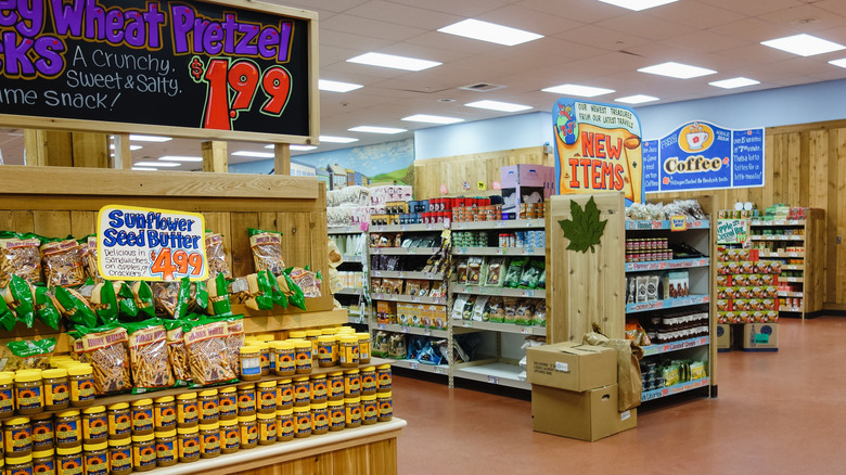 Trader Joe's interior