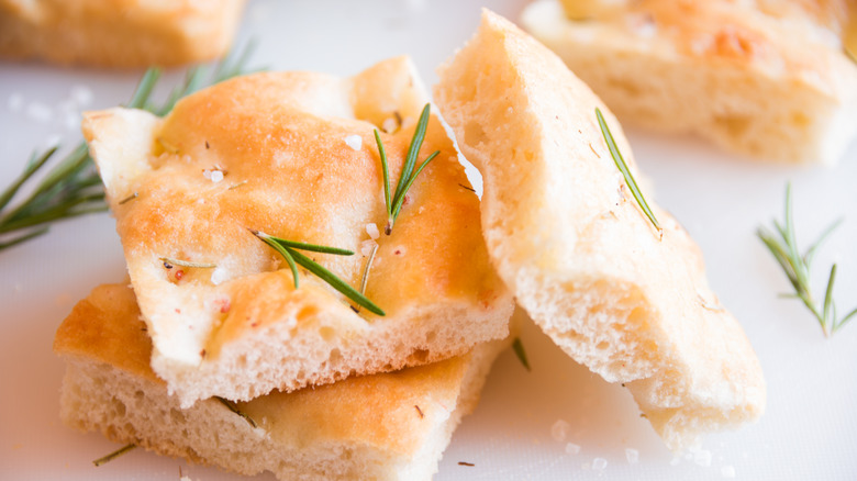 sliced pizza bianca with rosemary