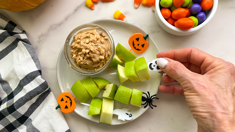 skewered apples and dip