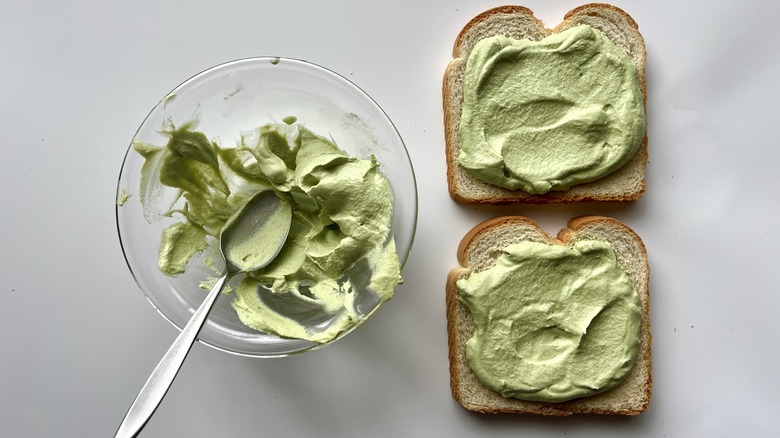 bread with green whipped cream