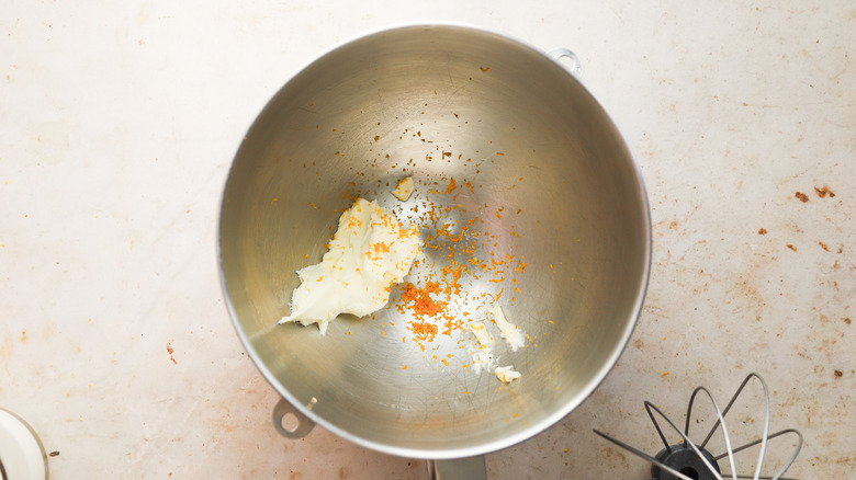 Bowl of cream with bergamot