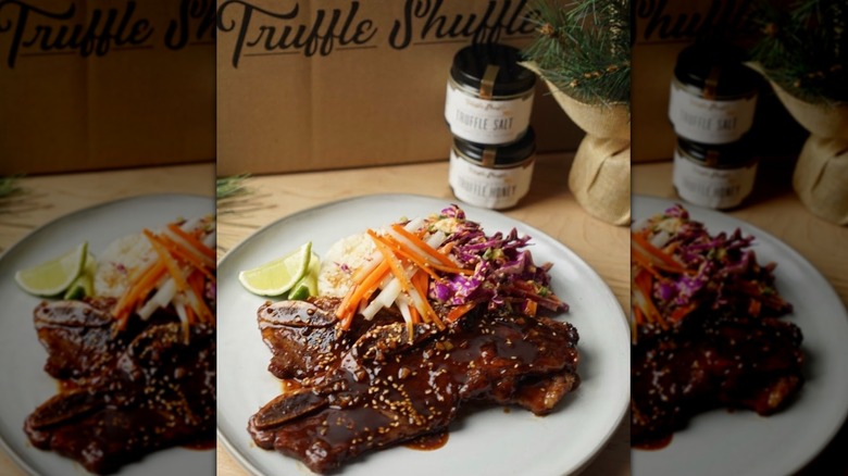 Truffle Shuffle box with ribs