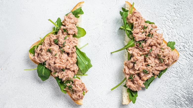 Tuna salad sandwich