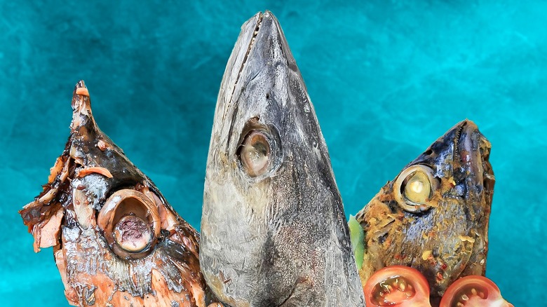 Multiple roasted fish heads