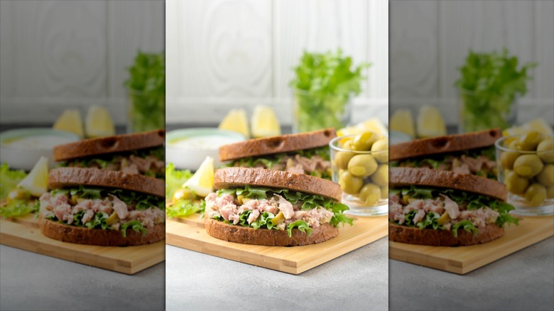 Tuna salad with green olives