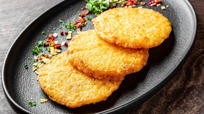 hash browns on a plate