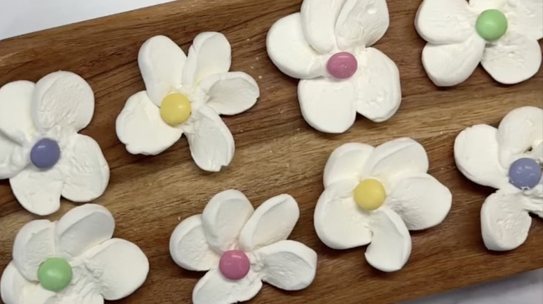 flowers made from marshmallows