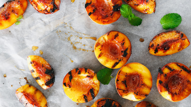 grilled peaches with mint