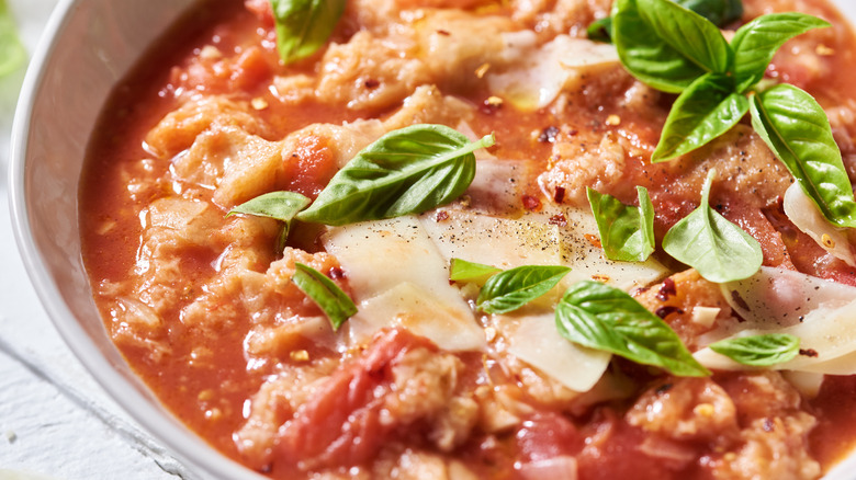 bowl of pappa al pomodoro