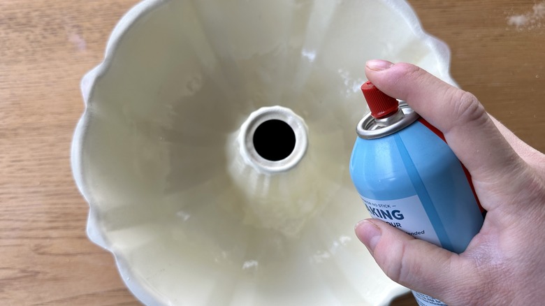 Spraying bundt pan